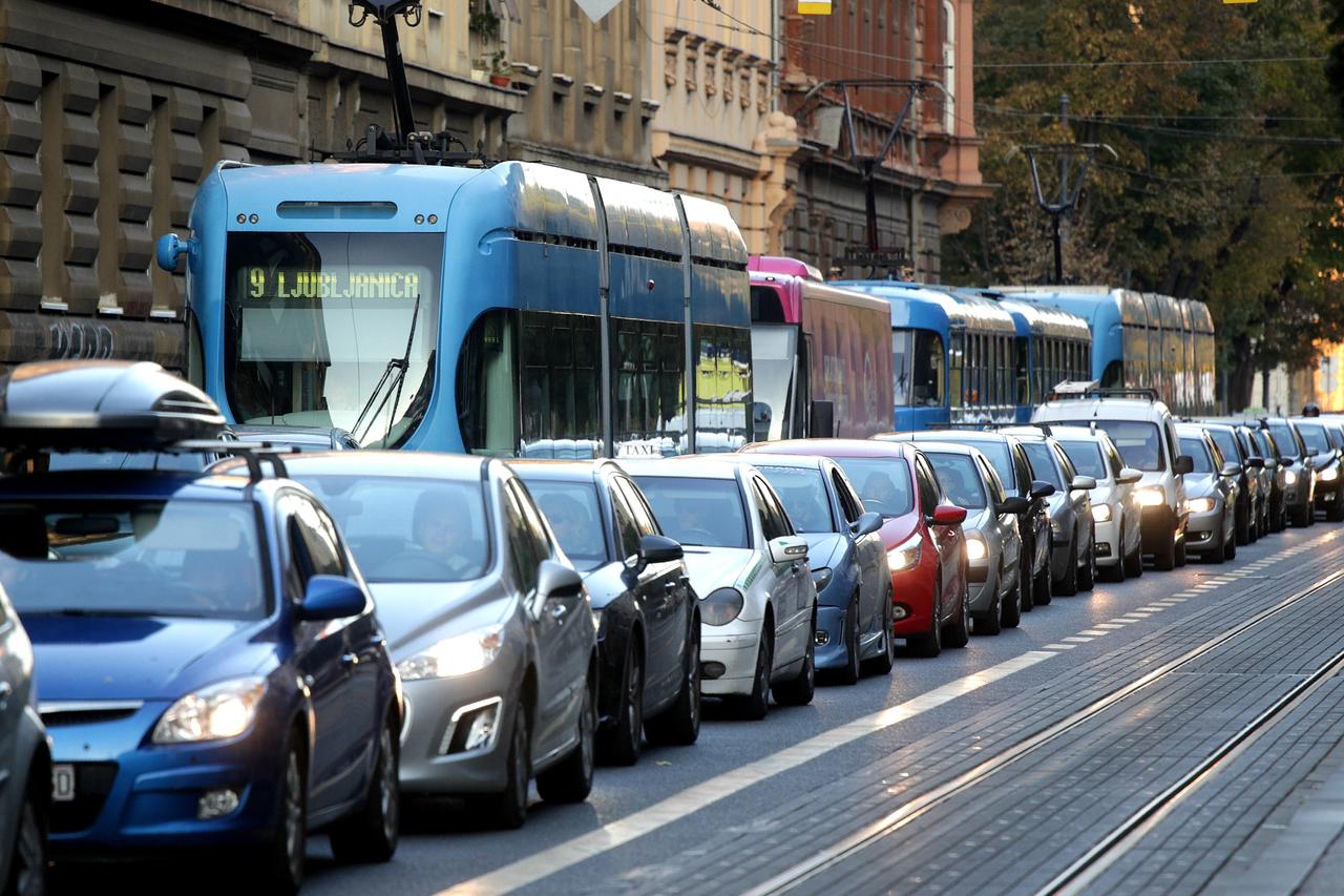 Zagreb: Zbog nestanka struje obustavljen tramvajski promet u centru grada