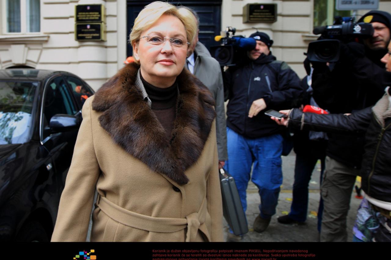 '11.11.2011., Zagreb - Nevenka Jurak vlasnica Fimi Medie dolazi u sjediste USKOK-a dati iskaz u sklopu istrage za crne fondove. Photo: Zeljko Lukunic/PIXSELL'