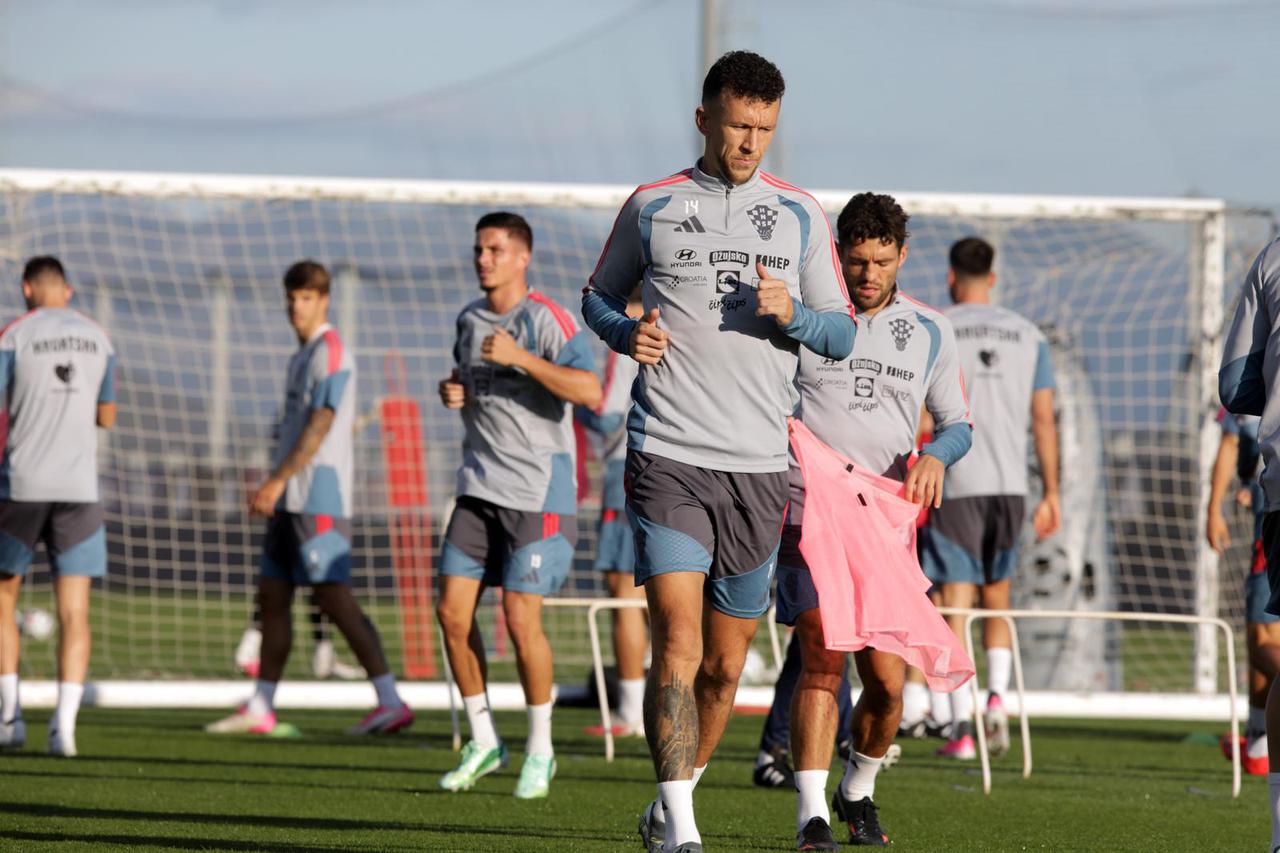 Rijeka: Hrvatski nogometni reprezetativci odradili trening