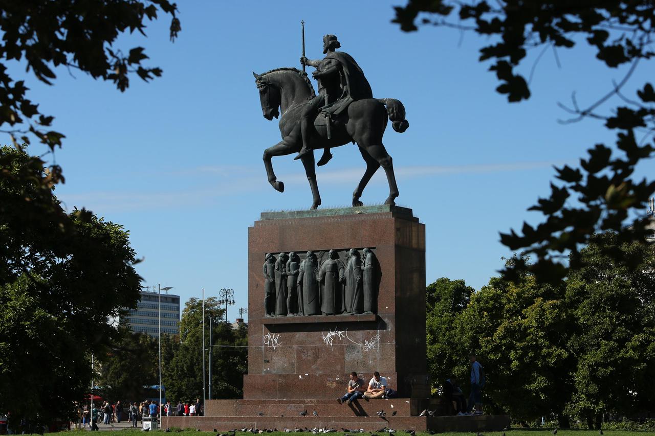 Trg kralja Tomislava