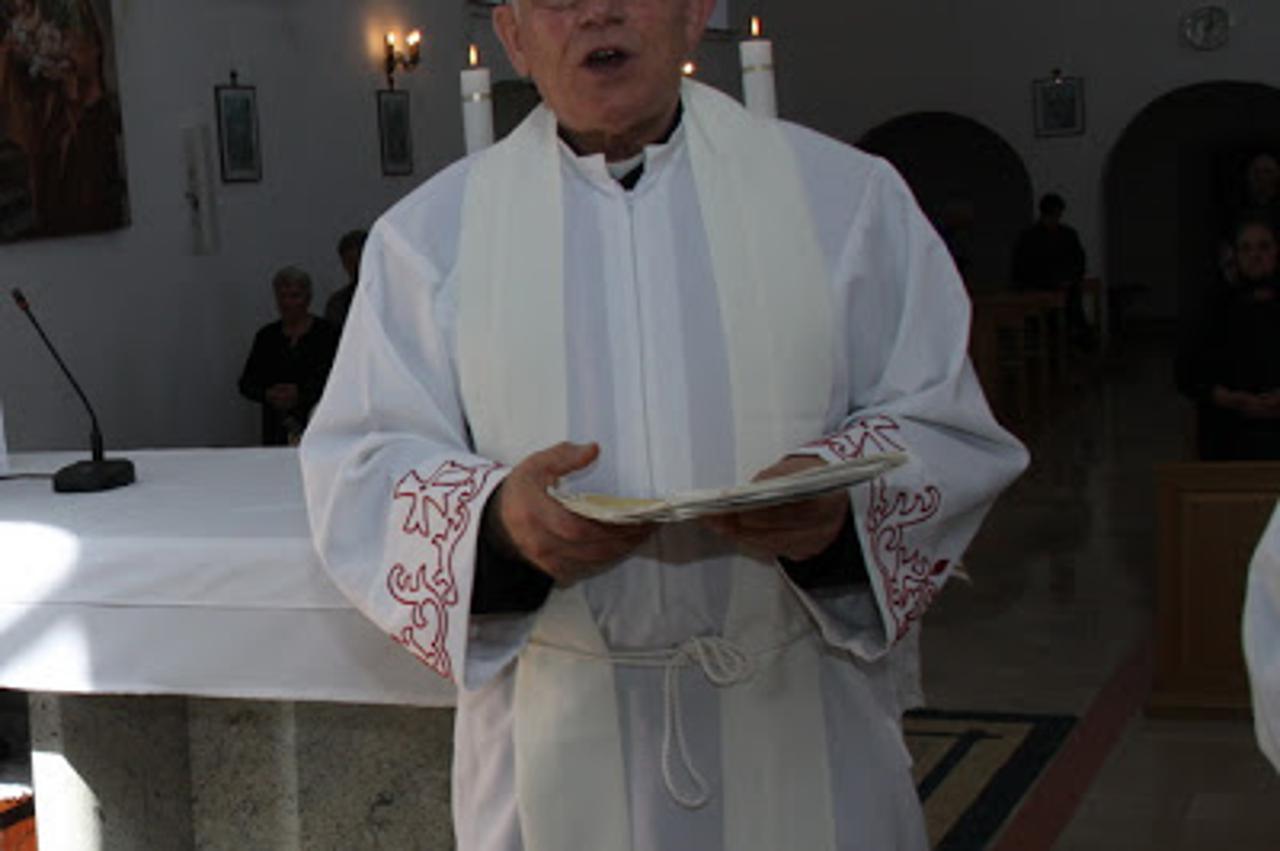 Vlč. Mile Ivančić