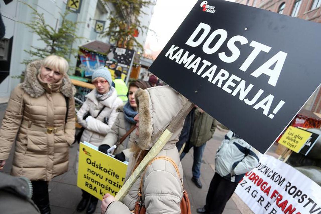 Udruga Franak blokirala poslovnice banaka