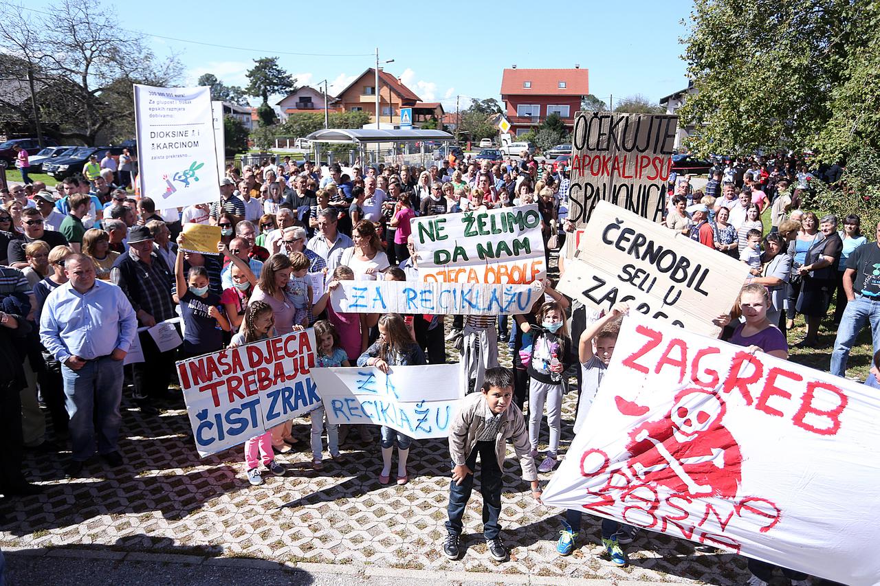  Prosvjed stanovnika Resnika i udruge UZOR protiv spalionice otpada 