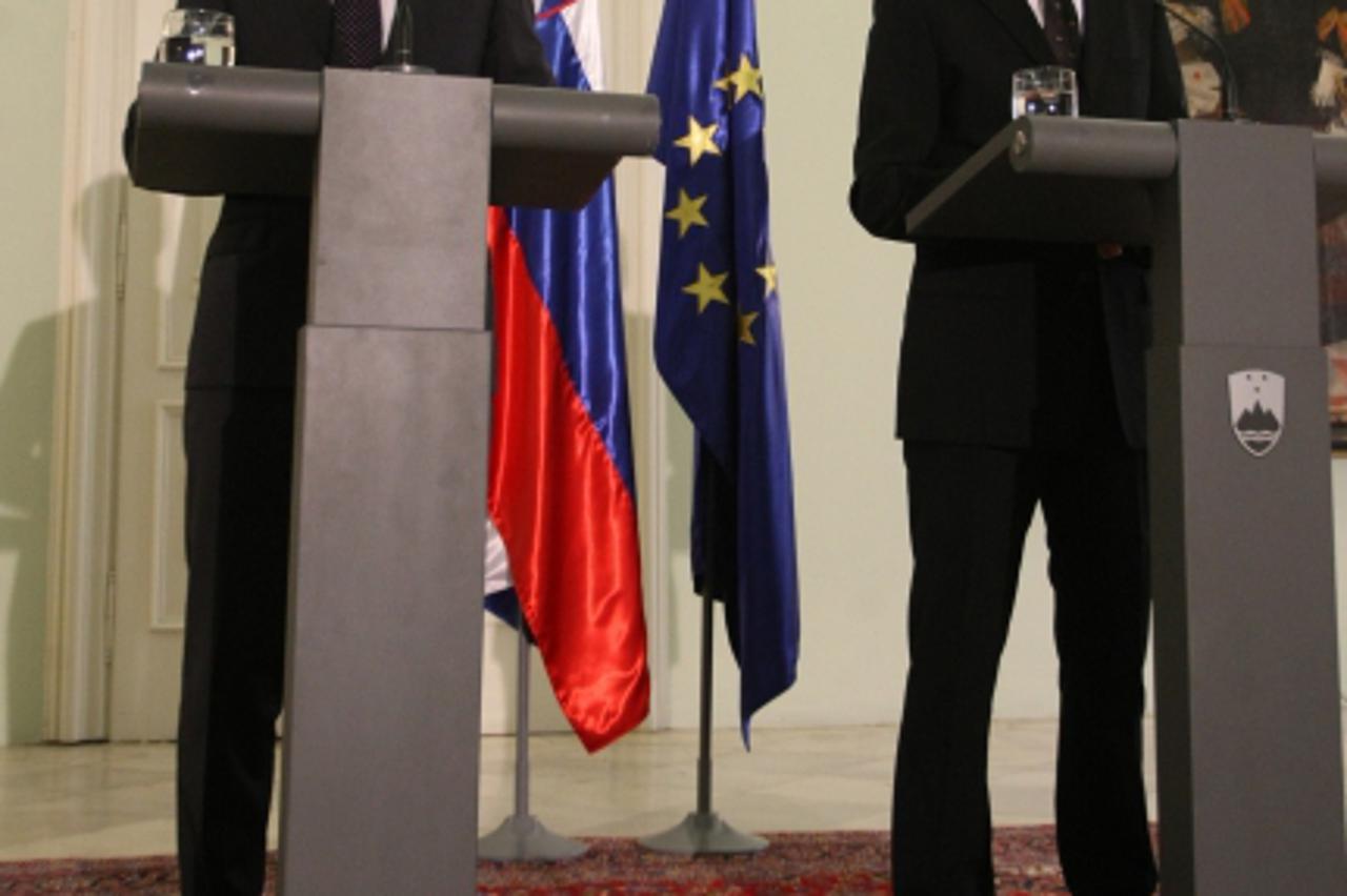 '15.05.2012., Maribor, Slovenija - Radni sastanak premijera Vlade RH Zorana Milanovica i premijera Slovenije Jazena Janse u Mariborskom dvorcu. Photo: Marko Prpic/PIXSELL'