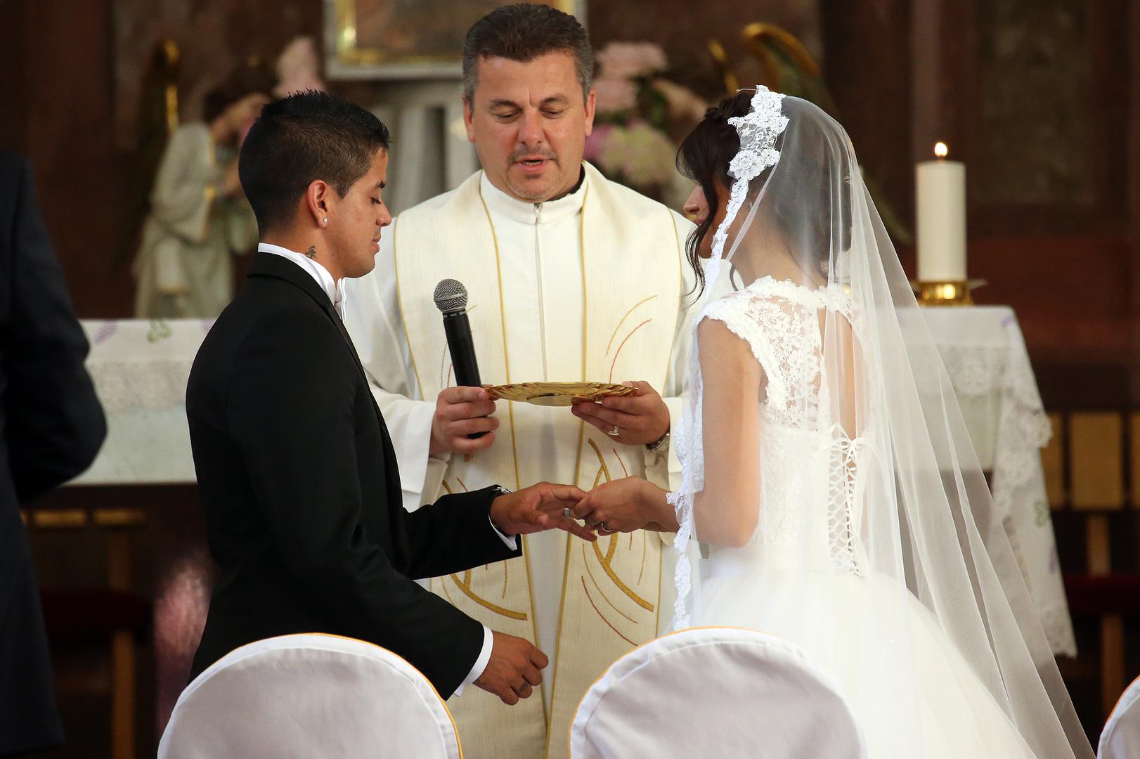 Luis i Matea Ibáñez danas su ponosni roditelji dvojice sinova, Thiaga i mlađeg Mathiasa. Svoj obiteljski život rado dijele s pratiteljima na društvenim mrežama, gdje često objavljuju zajedničke trenutke.