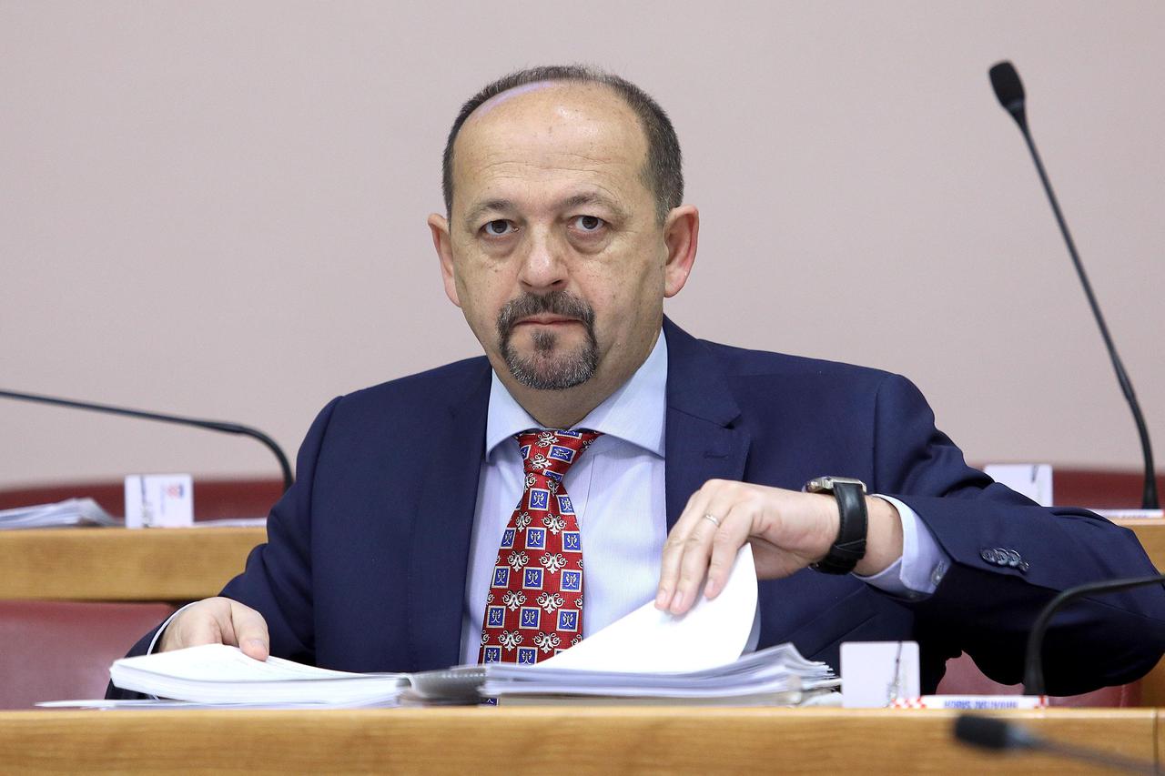 Ivan Lovrinović