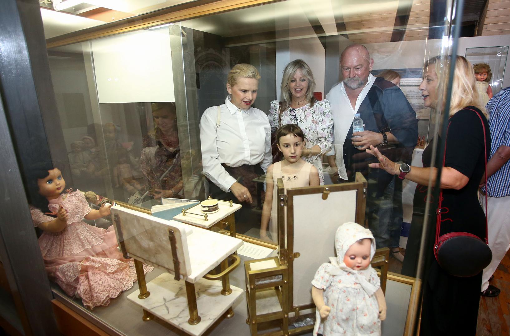 09.07.2020. ,Sesvete - U  Muzeju Prigorja otvorena je izlozba "Djecje igracke iz ostavstine Tihomila Stahuljaka". Jura Gasparac, Milana Vukovic Runjic.
Photo: Matija Habljak/PIXSELL