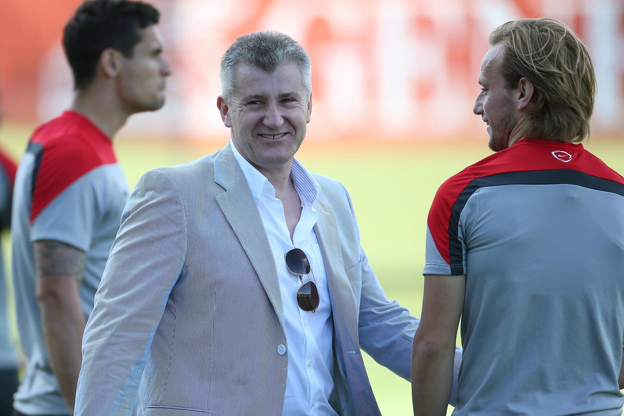 šuker