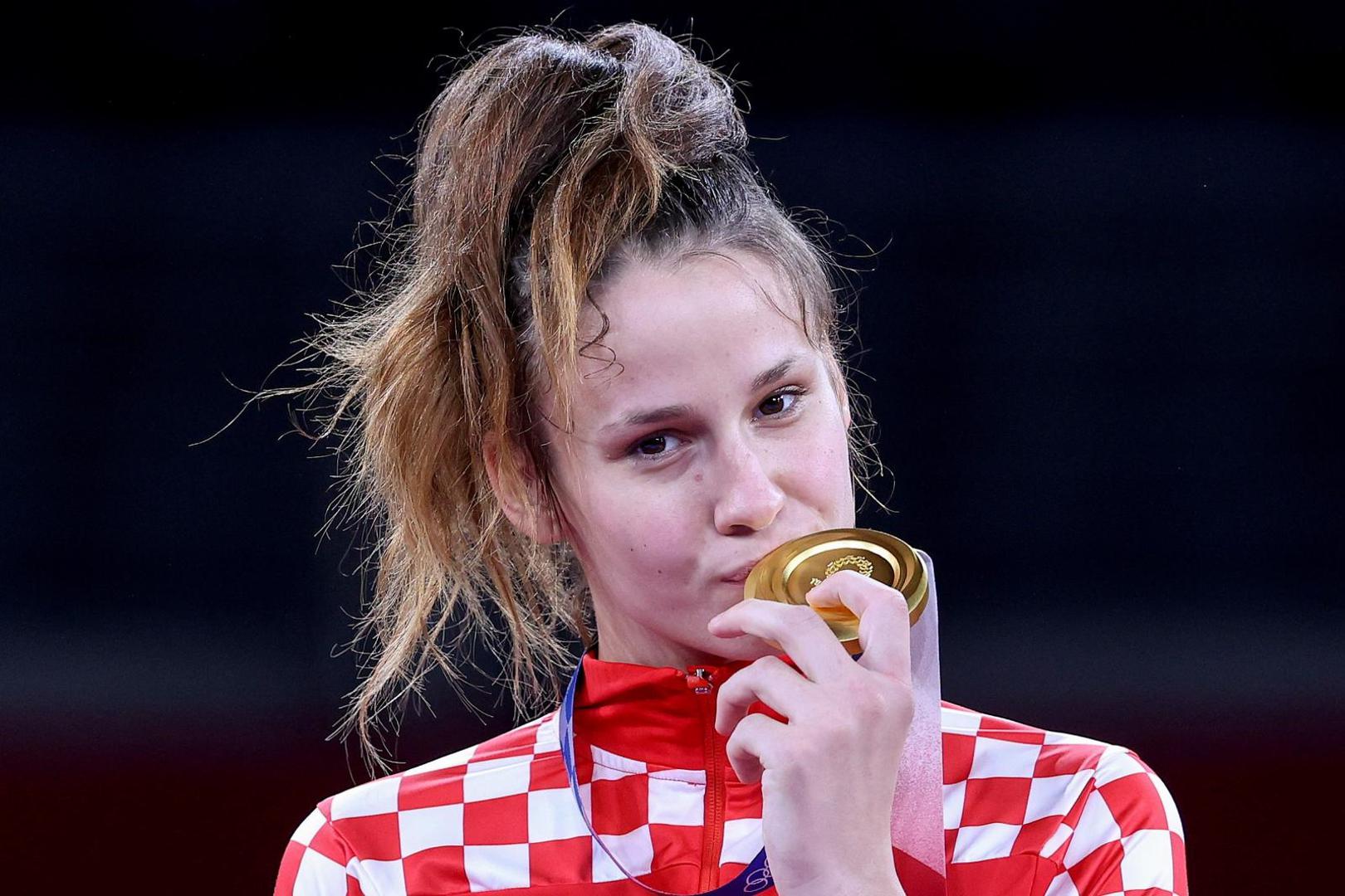 Zlatnu medalju osvojila je Matea Jelić u kategoriji do 67 kilograma.


