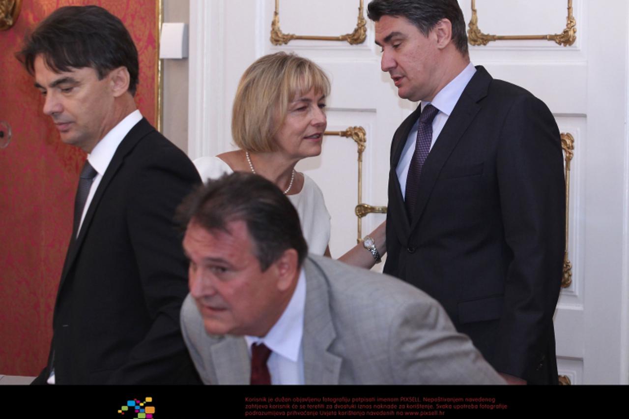 '02.08.2012., Zagreb - u Banskim dvorima odrzana je  redovita sjednica Vlade RH. Vesna Pusic, Zoran Milanovic, Radimir Cacic. Photo: Patrik Macek/PIXSELL'