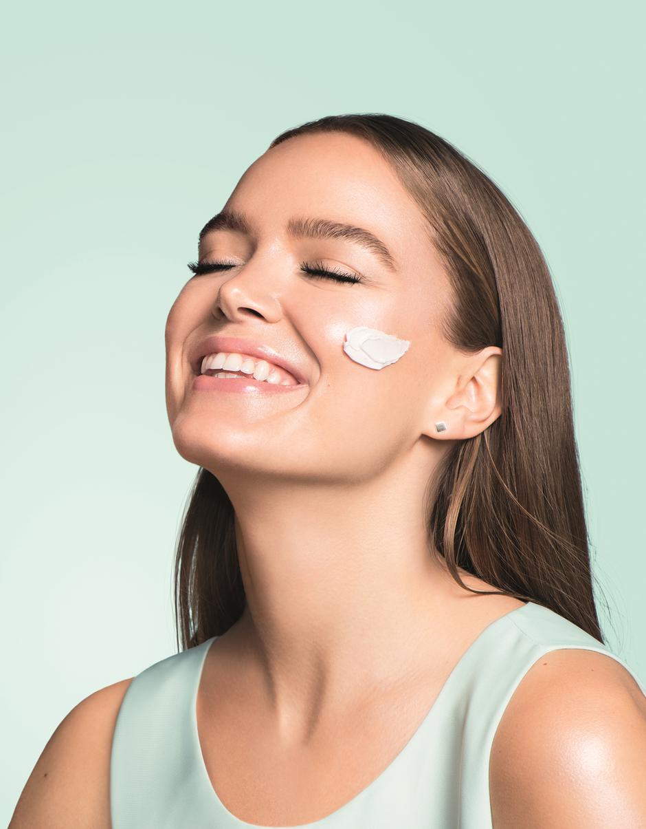 Pokažite sjaj vaše kože uz Douglas parfumerije