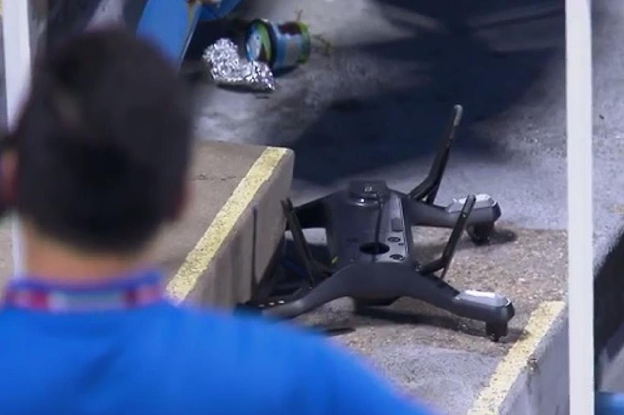 Dron