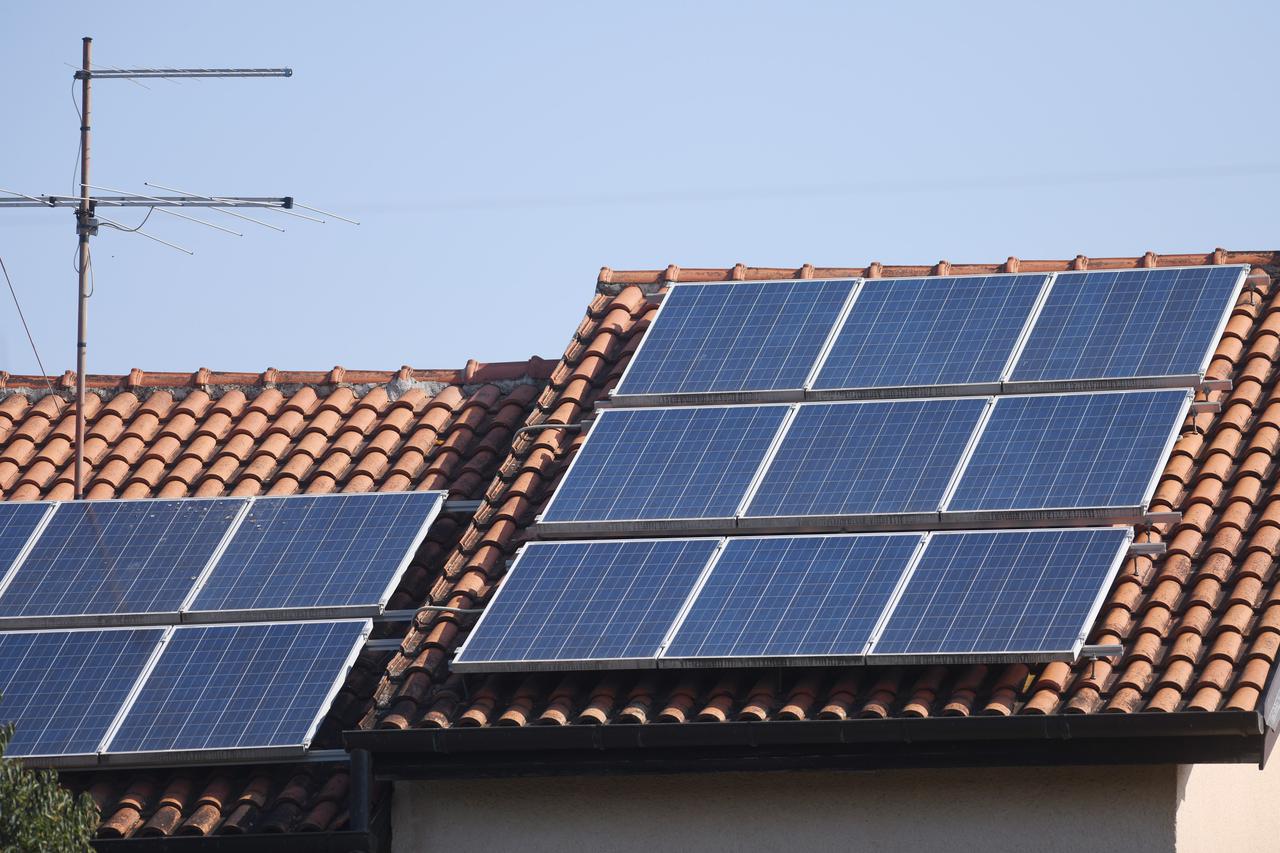 Vlada RH najavila je oslobođenje od PDV-a na solarne panele