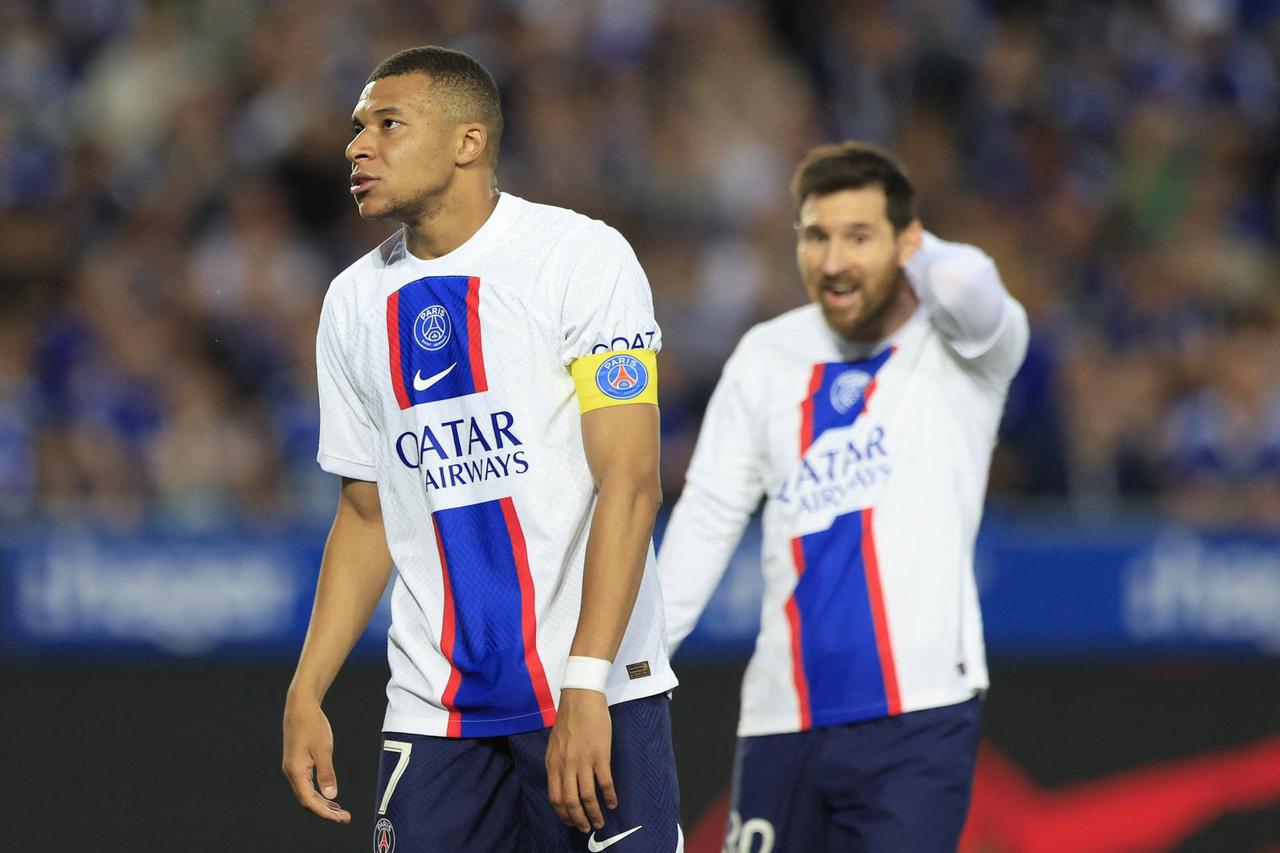 Ligue 1 - RC Strasbourg v Paris St Germain