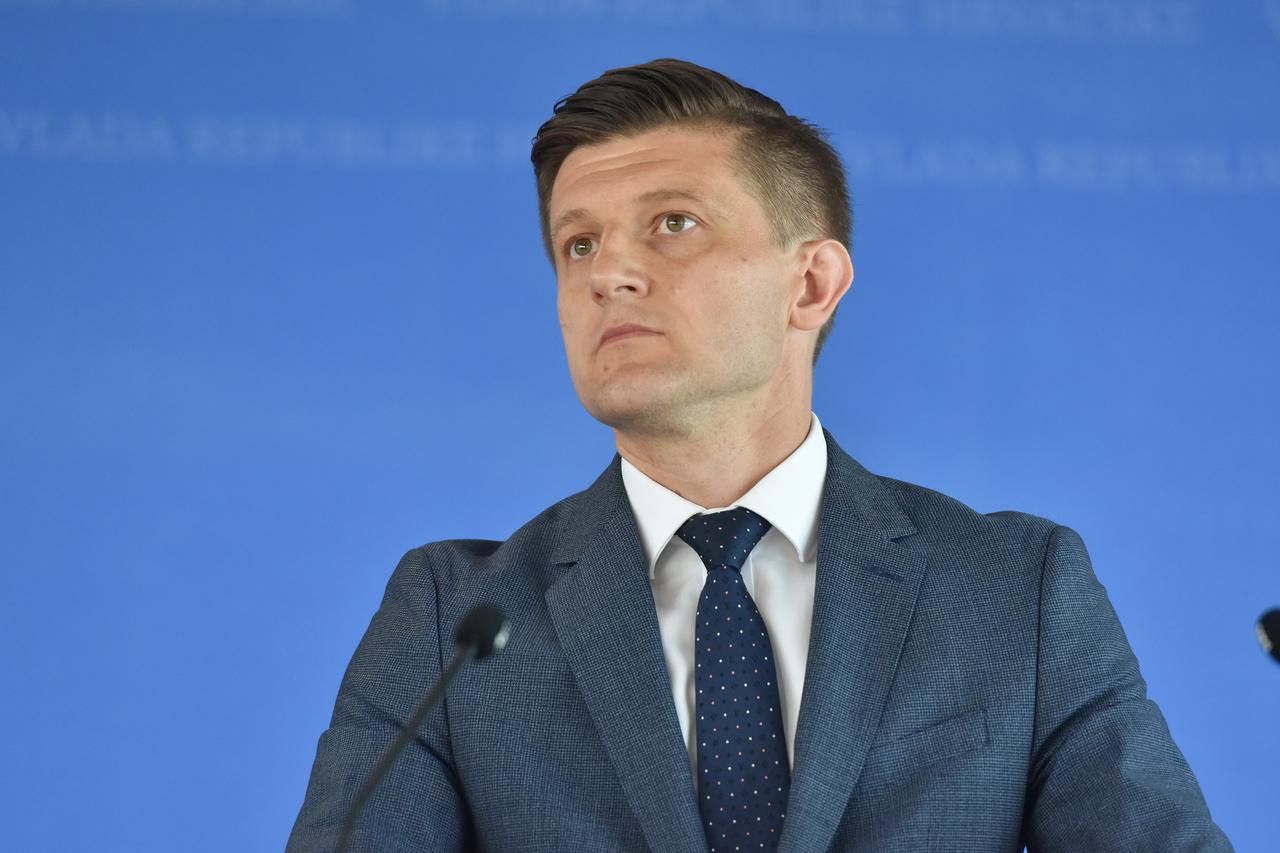 Zdravko Marić nakon sjednice Vlade RH o svom odlasku s pozicije ministra