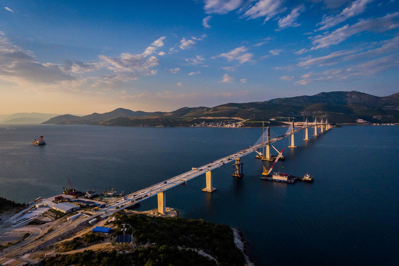Fotografije iz zraka Pelješkog mosta
