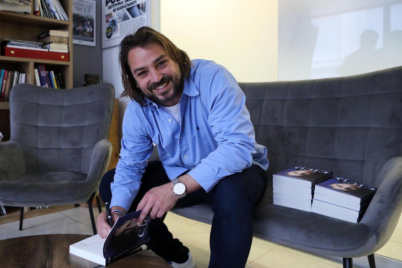 Zagreb: Niko Kranjčar i Martina Dalić u Večernjem listu