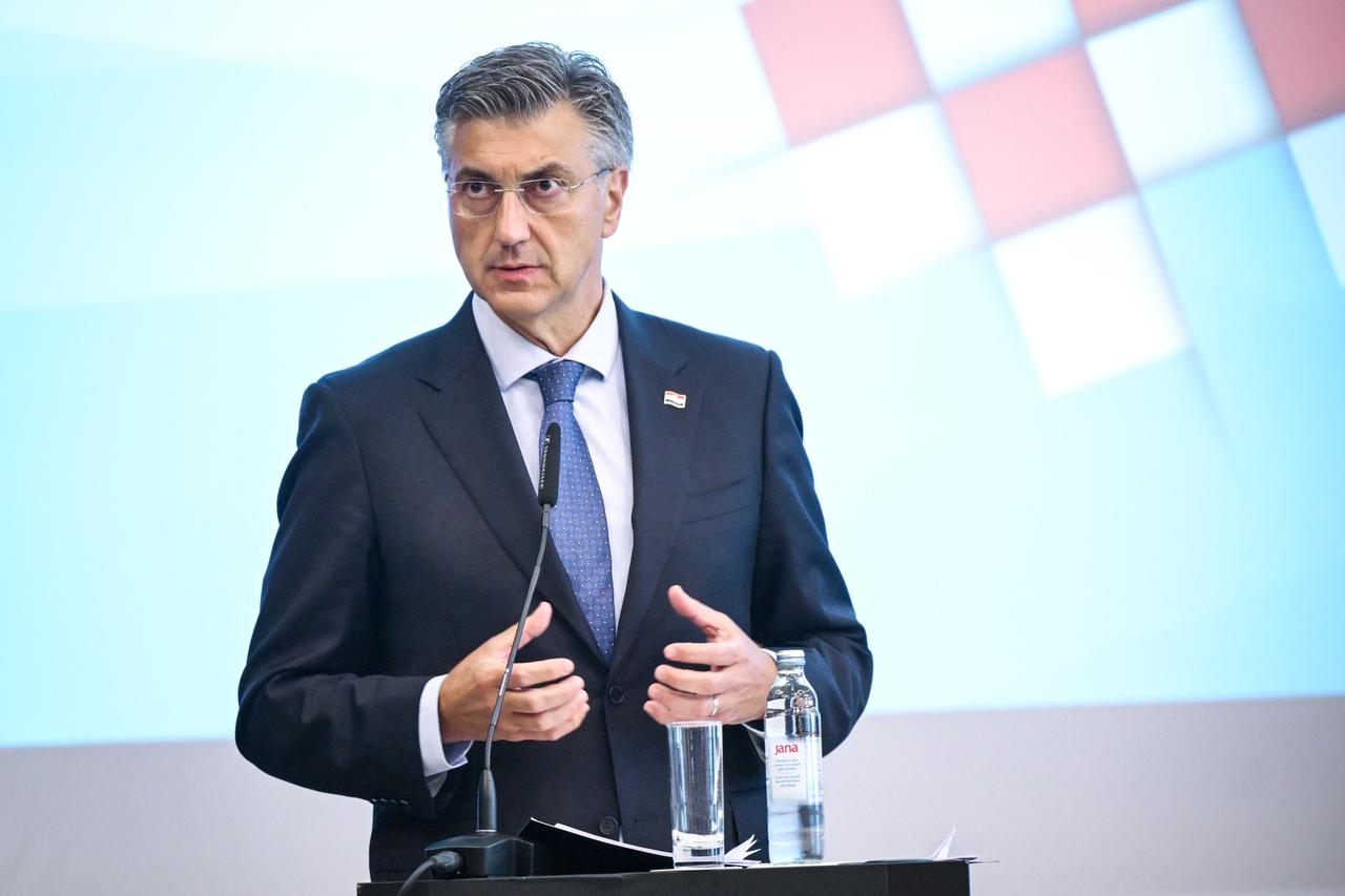 Zagreb: Konstituirajuća sjednica Savjeta mladih Hrvata izvan RH