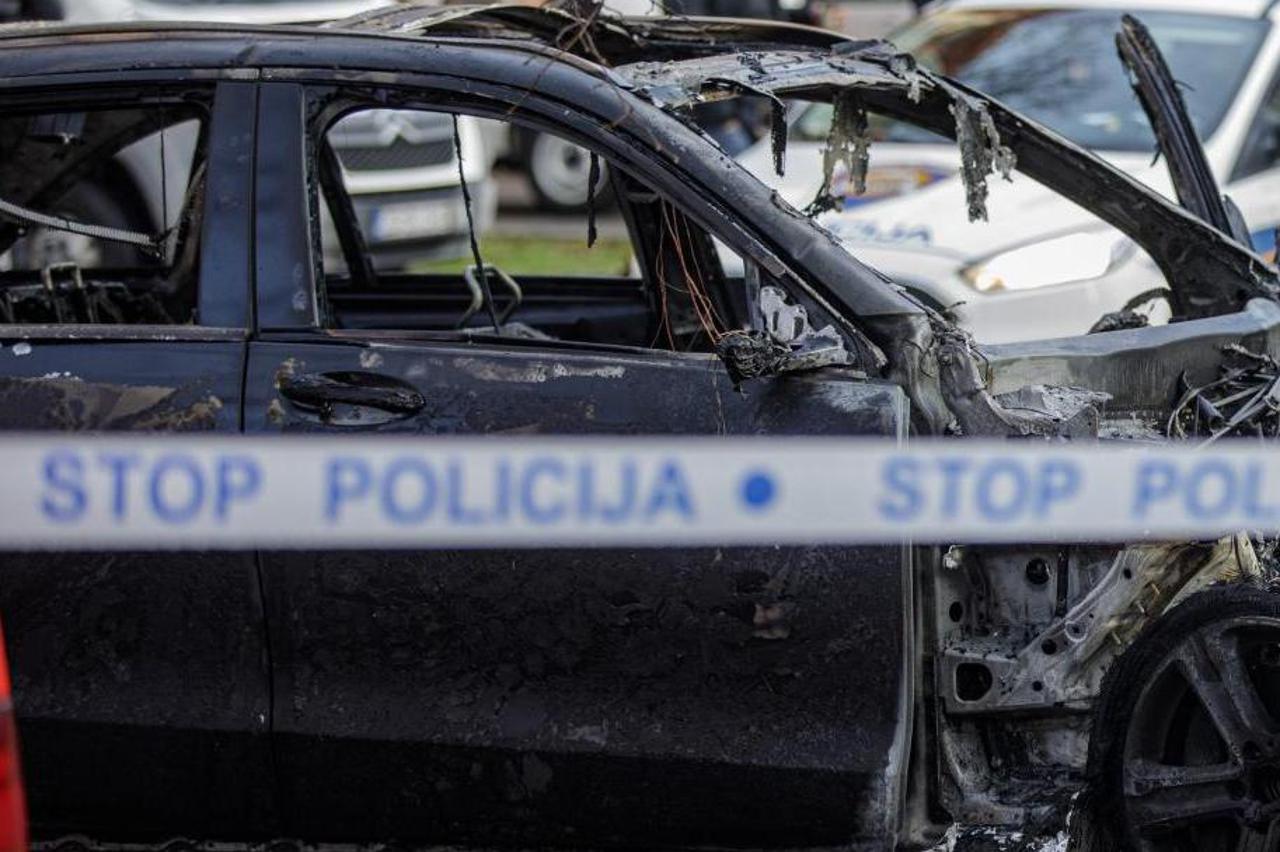 Zagreb: Na parkiralištu u Španskom izgorio automobil marke Mercedes