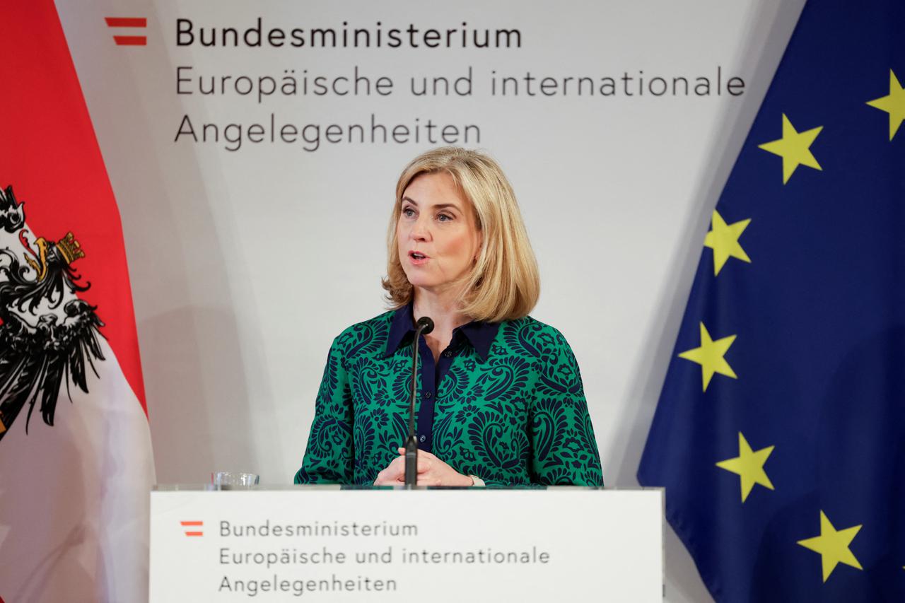 Israeli, German and Austrian foreign ministers hold press conference in Vienna