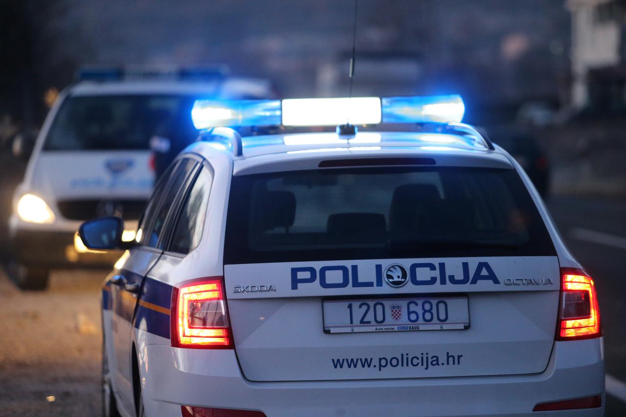 Dicmo: Jedna osoba poginula u prometnoj nesre?i na D1