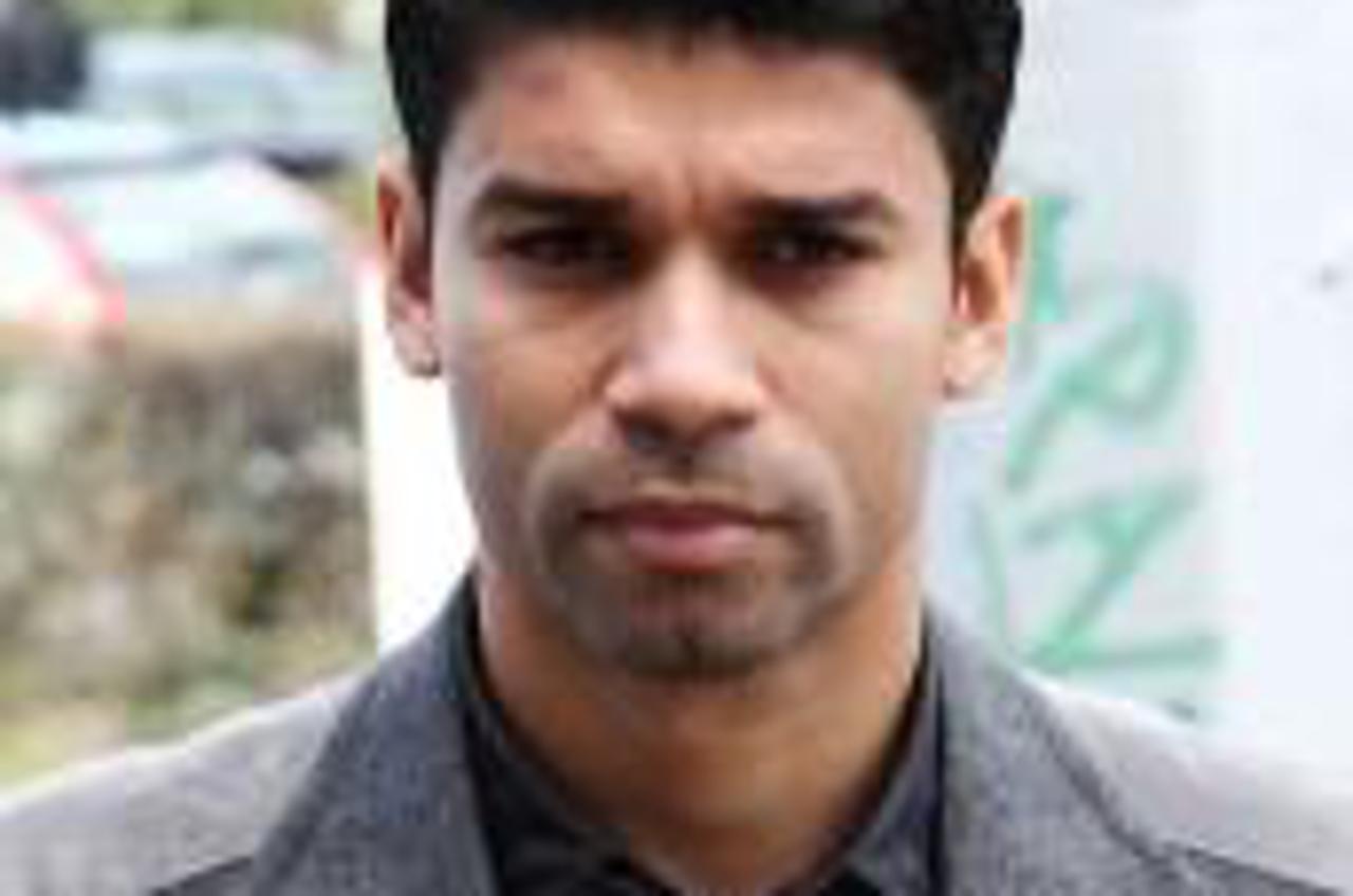 '19.03.2013., Zagreb - Eduardo Da Silva dolazi na rociste na Opcinski sud u drusvu odvjetnika. Na sudu je zapocelo sudjenje u kojem je Zdravko Mamic tuzio Eduarda za nepostivanje ugovora, dok je Eduar