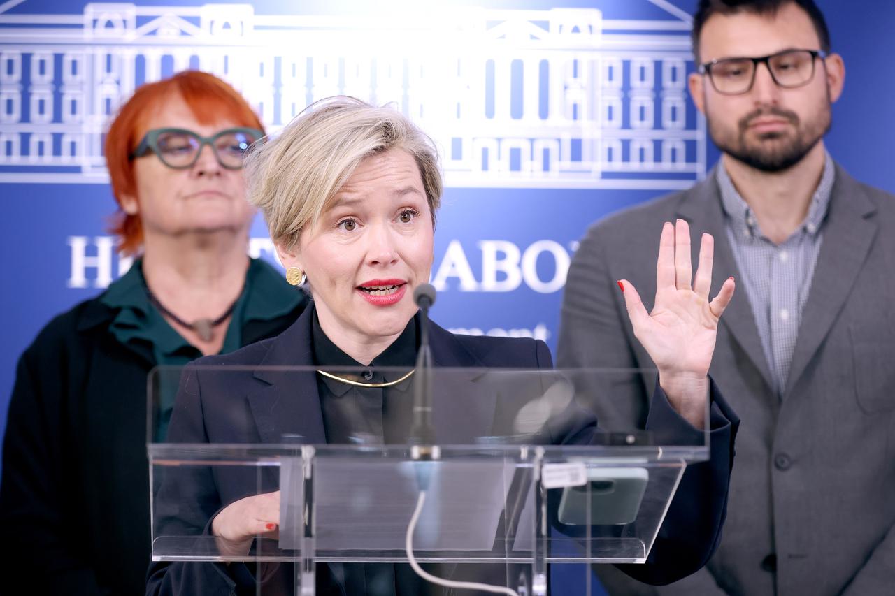 Zagreb: Ivana Kekin najavila Istražno povjerenstvo o Medikolu