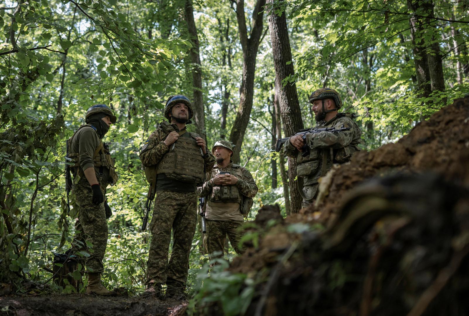 Artillerymen of the 13th Operative Purpose Brigade 'Khartiia' of the National Guard of Ukraine wait to fire towards Russian troops, amid Russia's attack on Ukraine, near the village of Lyptsi in Kharkiv region, Ukraine June 17, 2024. REUTERS/Viacheslav Ratynskyi Photo: VIACHESLAV RATYNSKYI/REUTERS