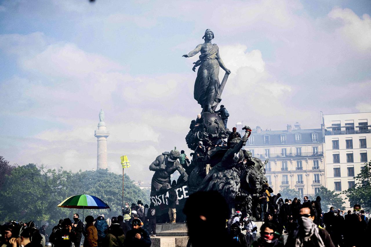 Prvosvibanjski prosvjedi u Francuskoj protiv mirovinske reforme