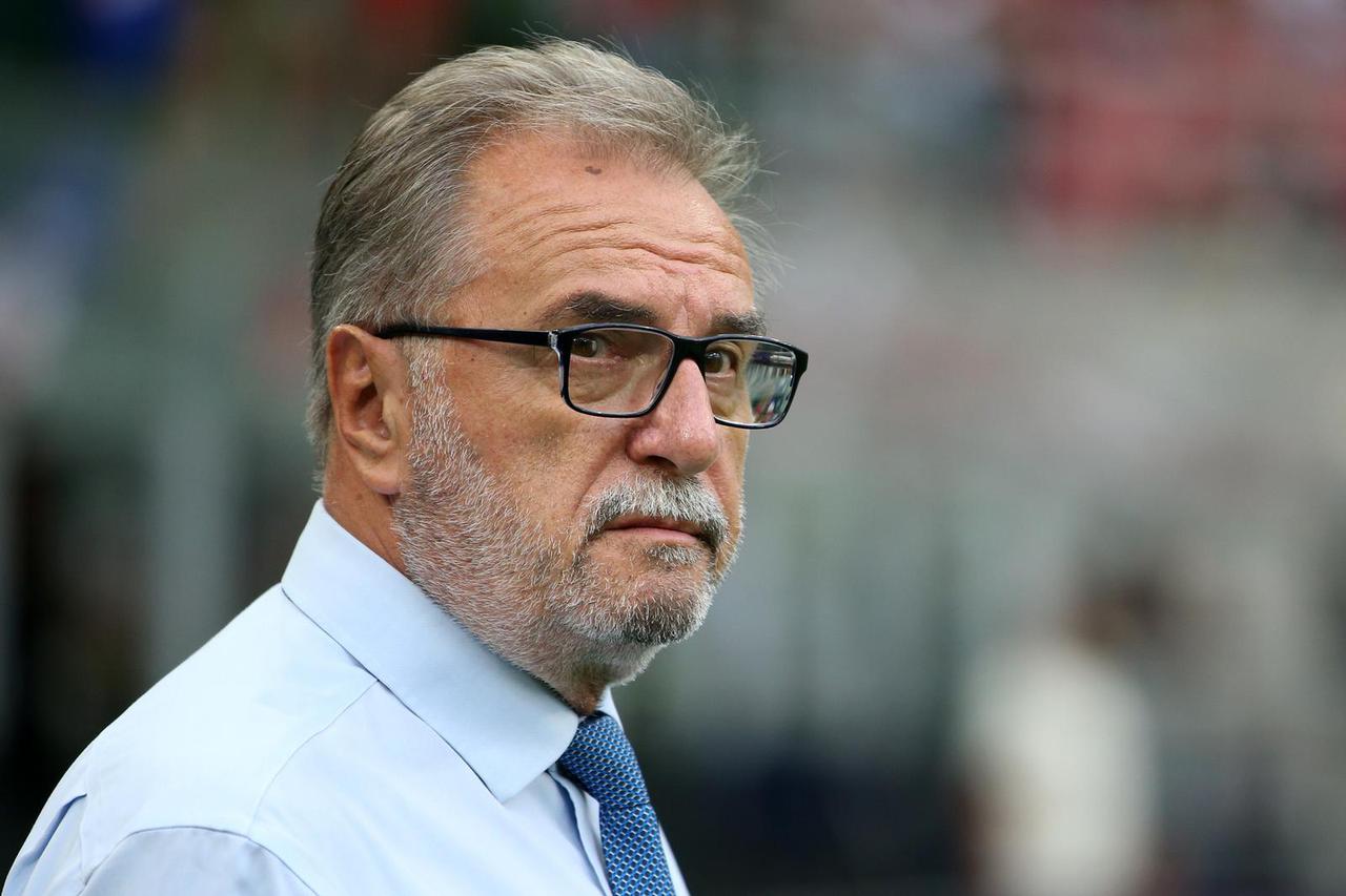 Zagrijavanje nogometaša uoči početka utakmice UEFA Lige prvaka između Milana i Dinama