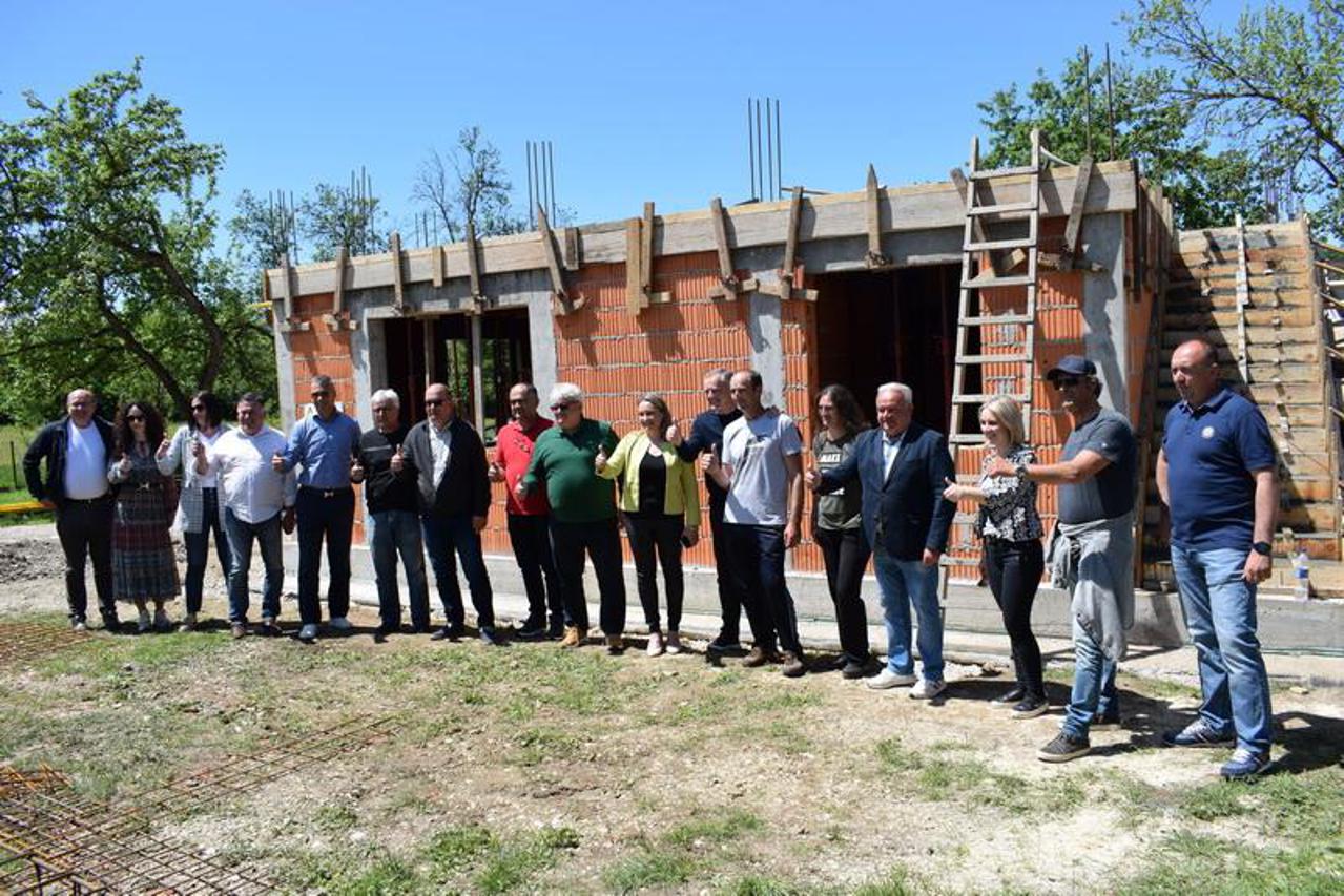 Makarska Rivijera Za Petrinju