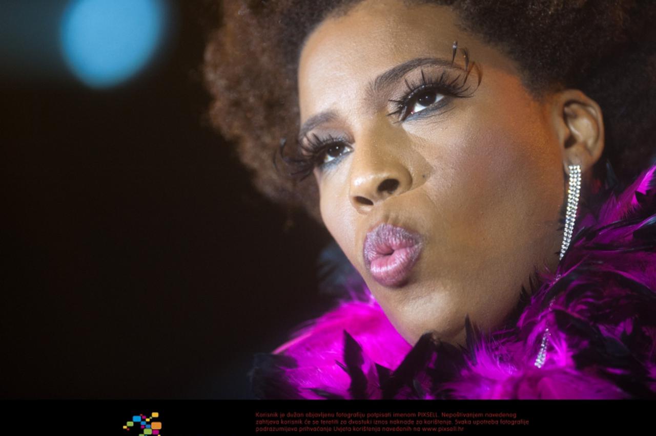 '25.11.2012., Zagreb - Americka soul pjevacica Macy Gray u sklopu velike svjetske turneje odrzala koncert i u Tvronici kulture.  Photo: Daniel Kasap/PIXSELL'