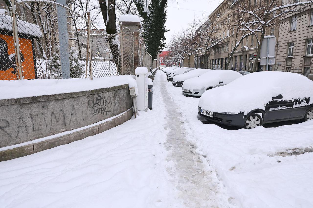 Zagreb: Čišćenje gradskih ulica