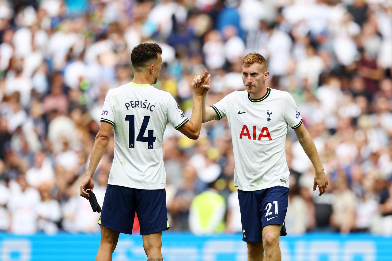 Tottenham Hotspur v Wolverhampton Wanderers - Premier League - Tottenham Hotspur Stadium