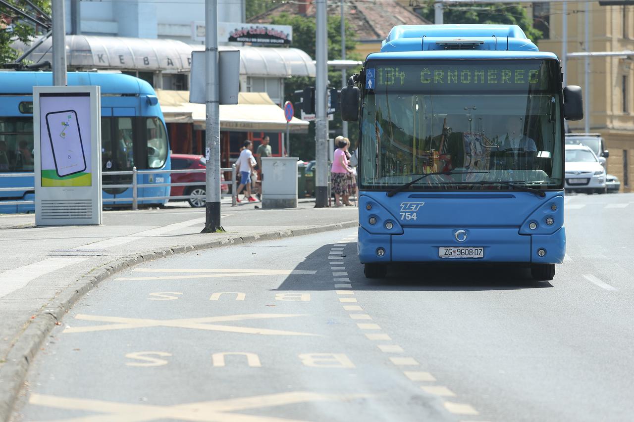 Zagreb: Okretište tramvaja i autobusa na Črnomercu