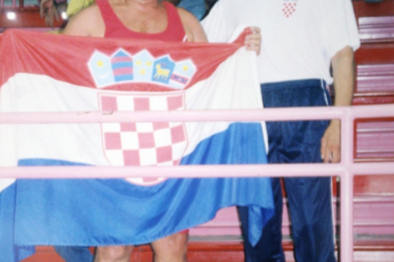 '23.08.2013., Zagreb - Presnimke fotografija preminulog profesora tjelesne kulture Marijana Vukelica. Photo: Borna Filic/PIXSELL'