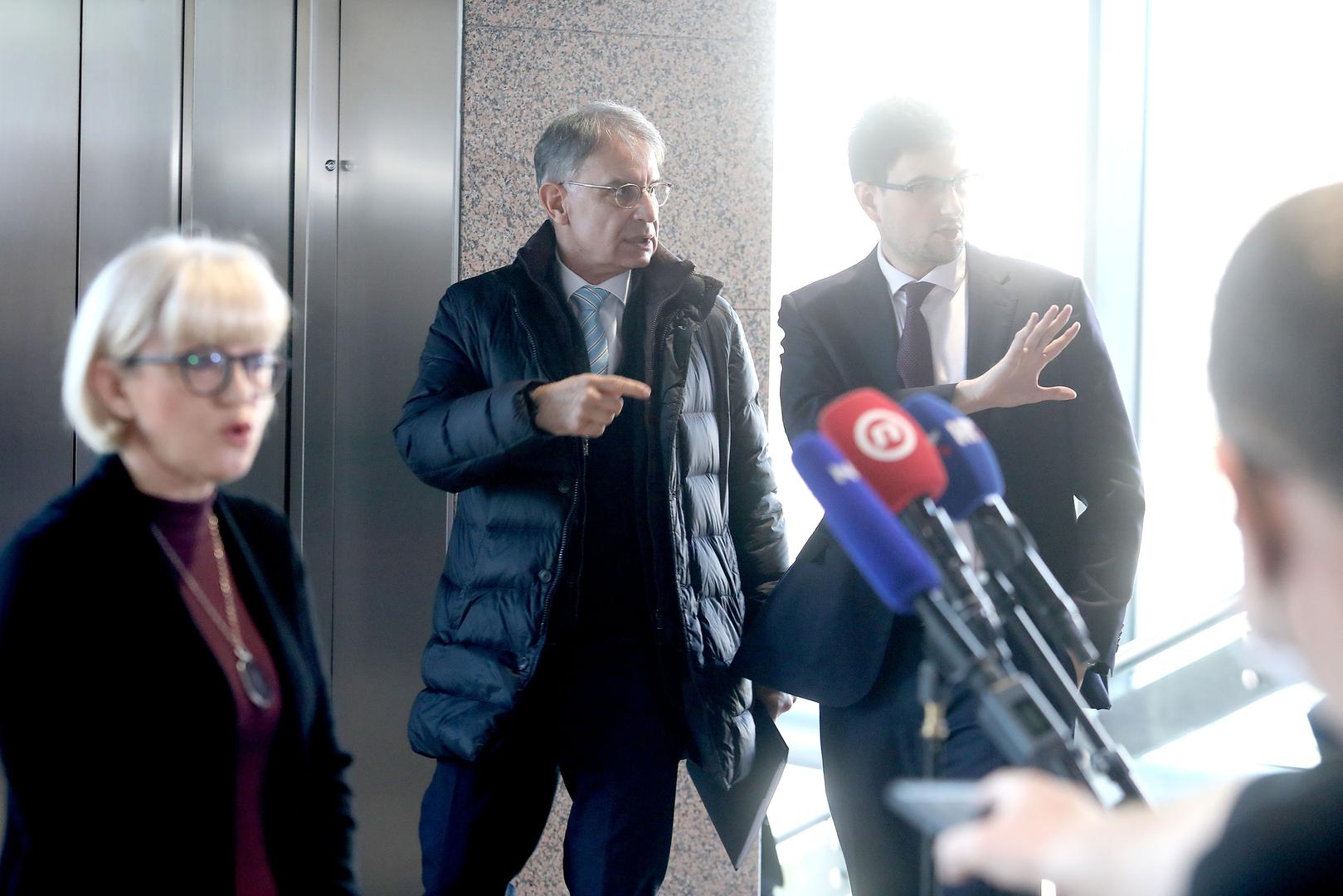 02.04.2020., Zagreb - Vlada RH na svojoj 222. sjednici donosi travanjski paket mjera za pomoc gospodarstvu za vrijeme trajanja epidemije koronavirusa. Ministar turizma Gari Cappelli, Marko Milic Photo: Patrik Macek/PIXSELL