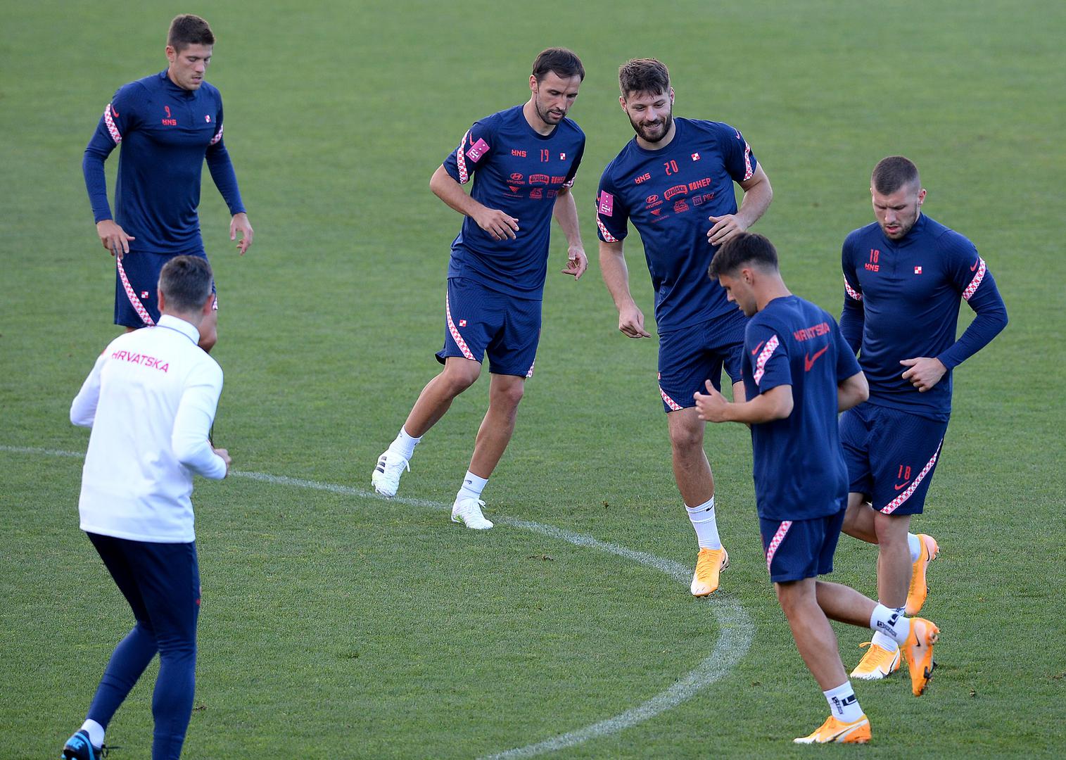 Mandžo se od vatrenih oprostio nakon Svjetskog prvenstva u Rusiji, a za Hrvatsku je odigrao 89 utakmica i zabio 33 gola