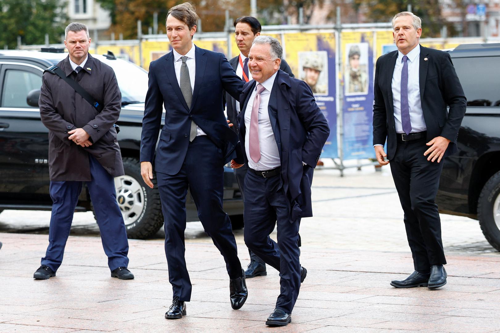 Novi diplomatski pokušaj odvija se u trenutku kada rat traje već više od četiri i pol godine, dok se napadi nastavljaju unatoč nastojanjima Washingtona da Moskvu i Kijev približi mogućem dogovoru.