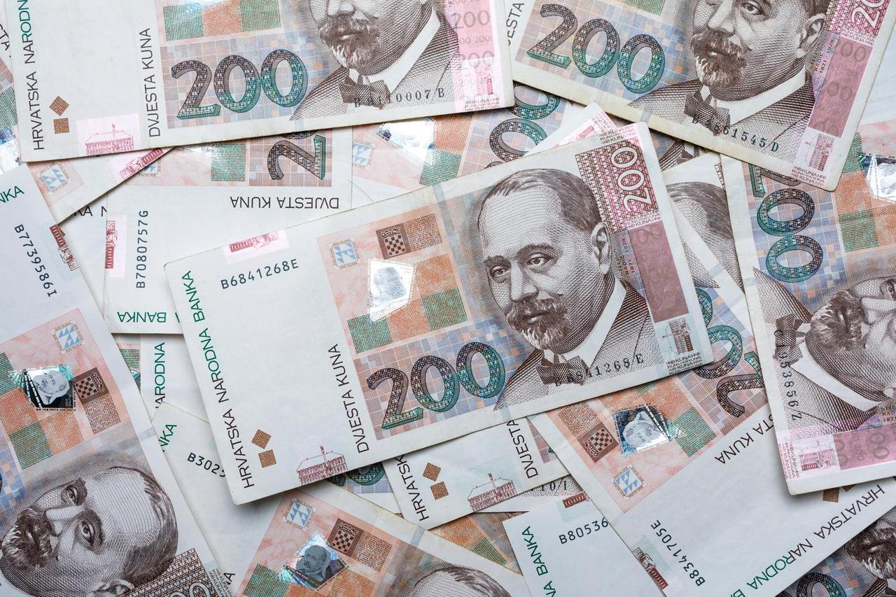 Hrvatska euro uvodi već 2023.