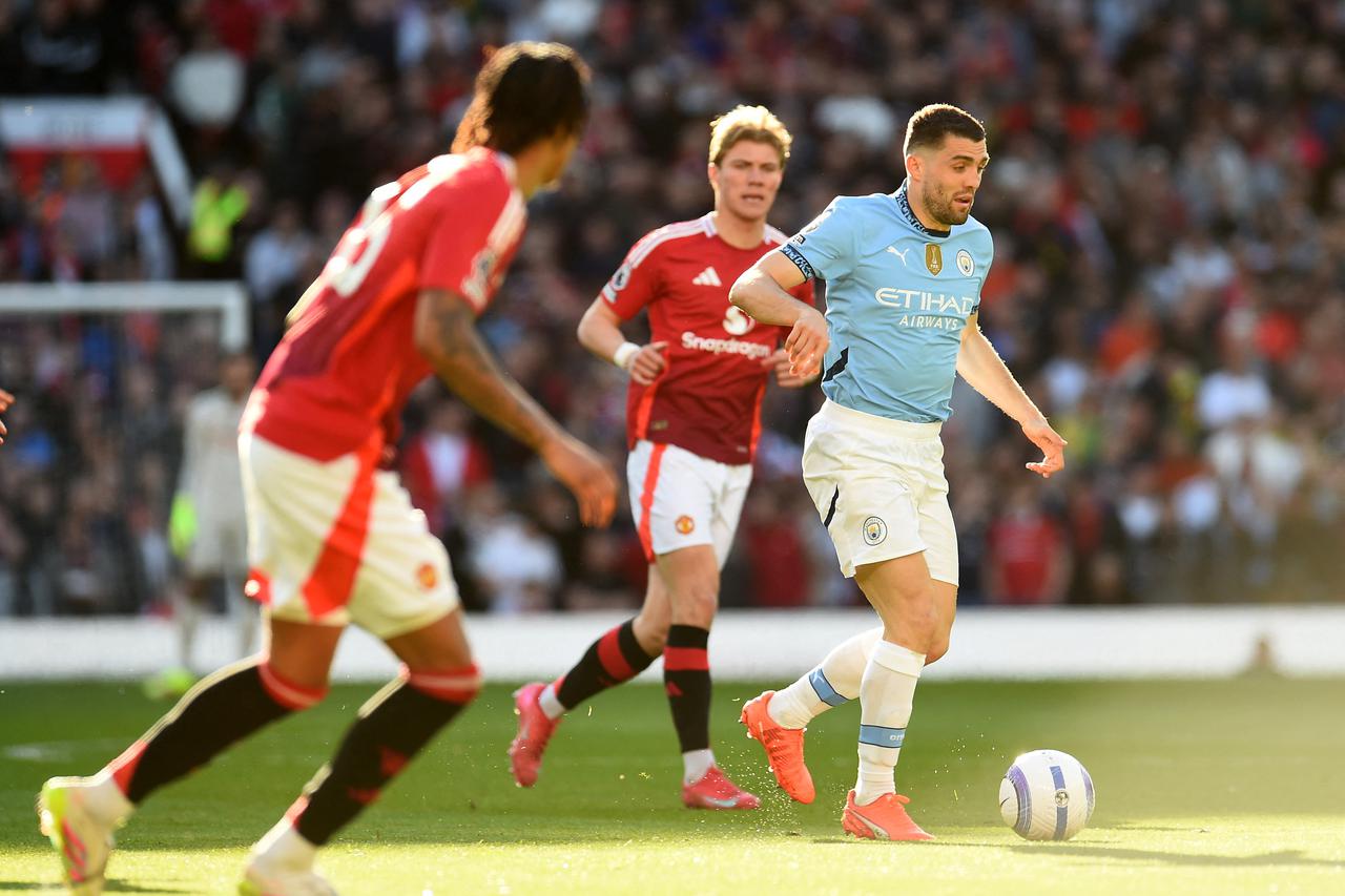 Premier League - Manchester United v Manchester City