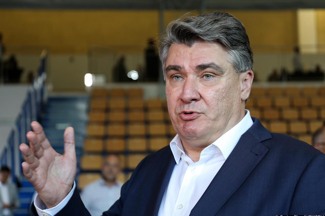 Sveta Nedelja: Zoran Milanović dao je izjavu medijima