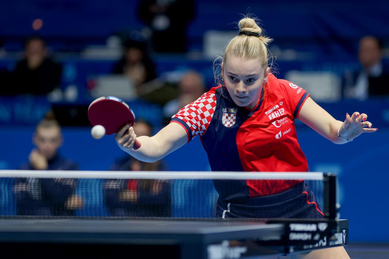 Zadar: Europsko ekipno prvenstvo u stolnom tenisu: Hrvatska - Italija (žene)