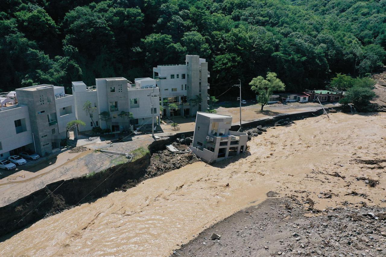 Aftermath of Typhoon Hinnamnor in Pohang