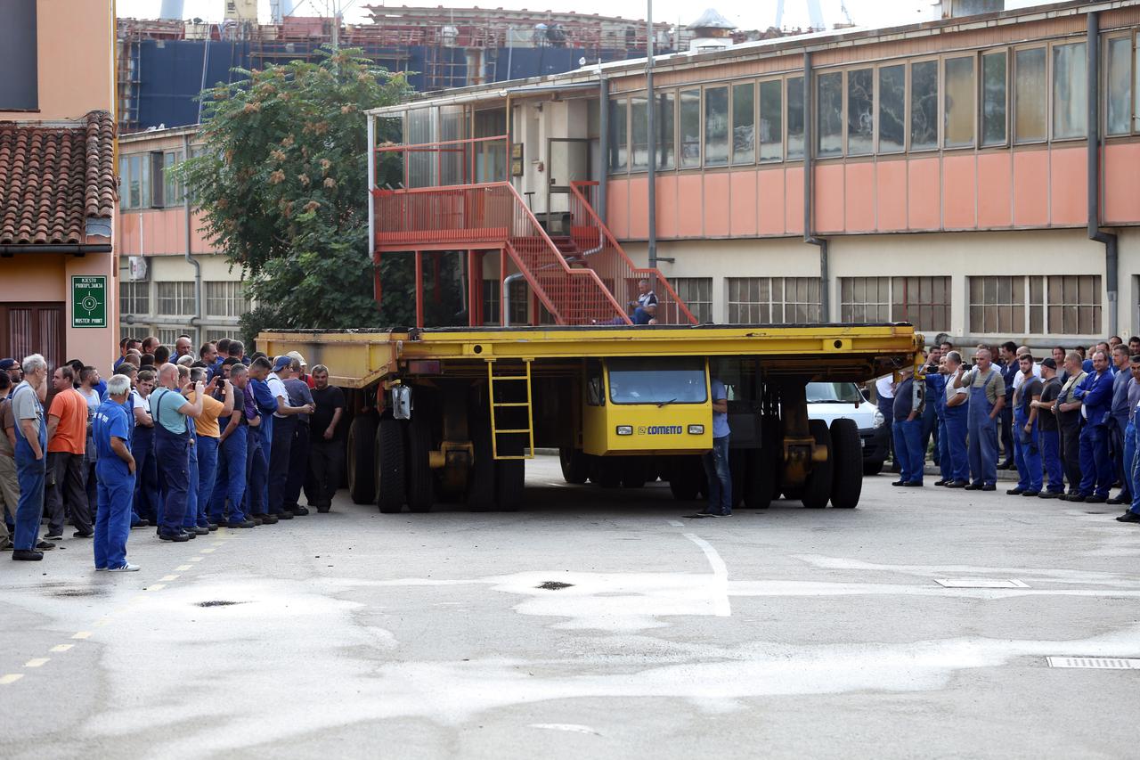 Rijeka: Radnici 3. maja blokirali ulaz u brodogradilište