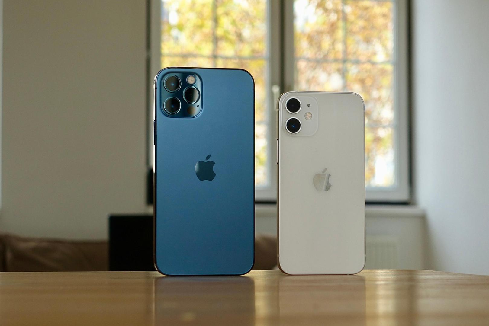 3. Zamolite Siri da vam čita sadržaj - Otvorite aplikaciju Safari i zatim naredite Siri da "pročita ovo" ili recite "Želim slušati ovu stranicu." Također možete dodirnuti gumb Postavke stranice s lijeve strane adresne trake i dodirnuti Slušaj stranicu. Imate mogućnost prilagodbe brzine govora te pauziranja.