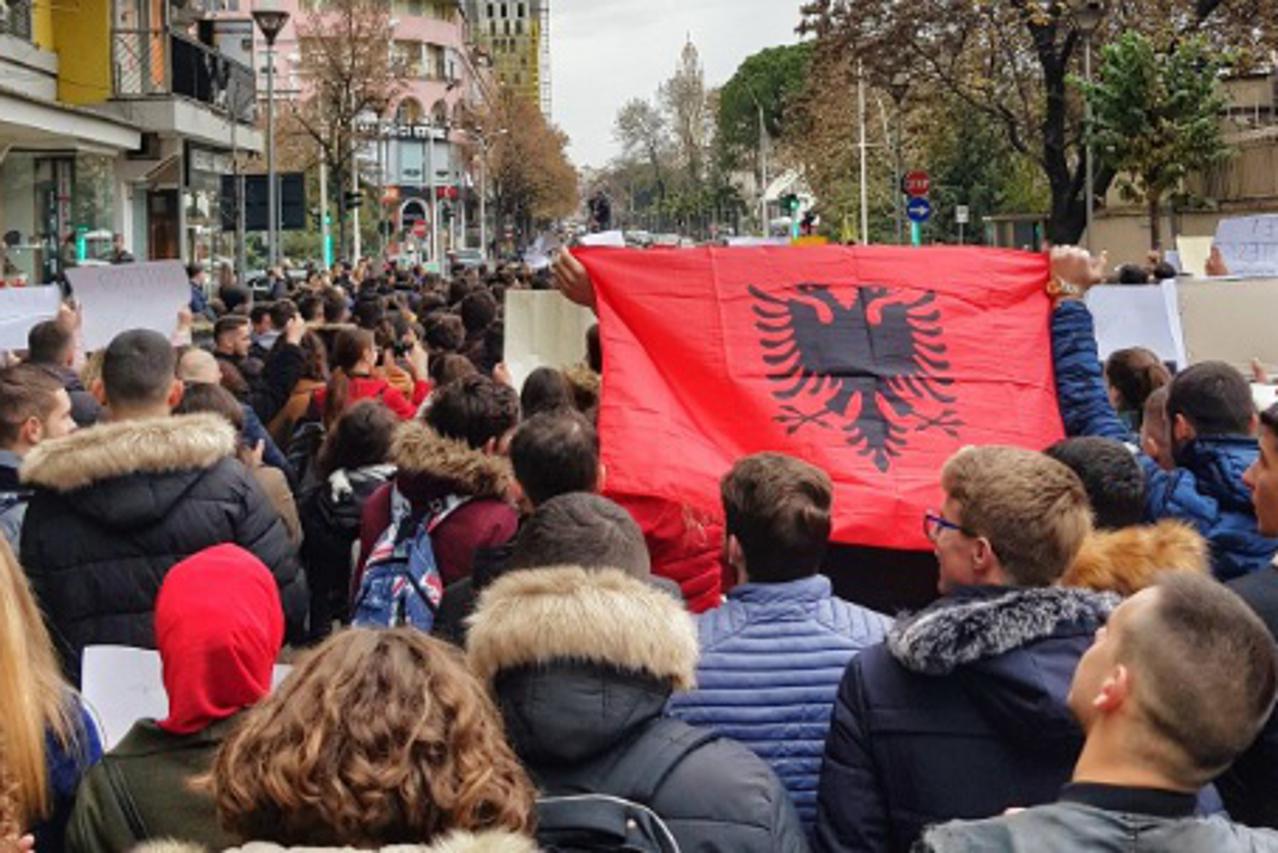 Prosvjed studenata u Tirani, Albanija