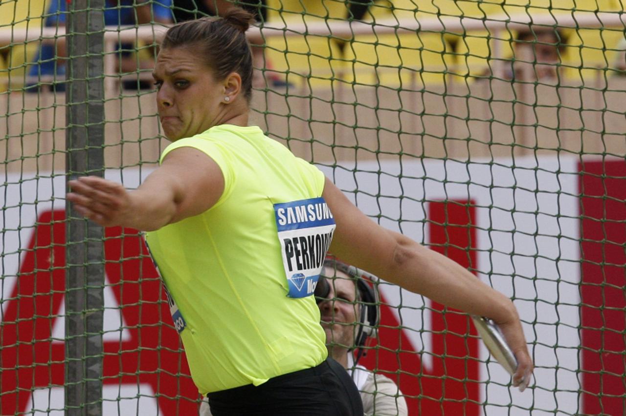 'REFILE - CORRECTING COUNTRY TAG     Sandra Perkovic of Croatia competes in the women\'s discus event at the Herculis athletics meeting at Louis II stadium in Monaco July 20, 2012. REUTERS/Philippe La