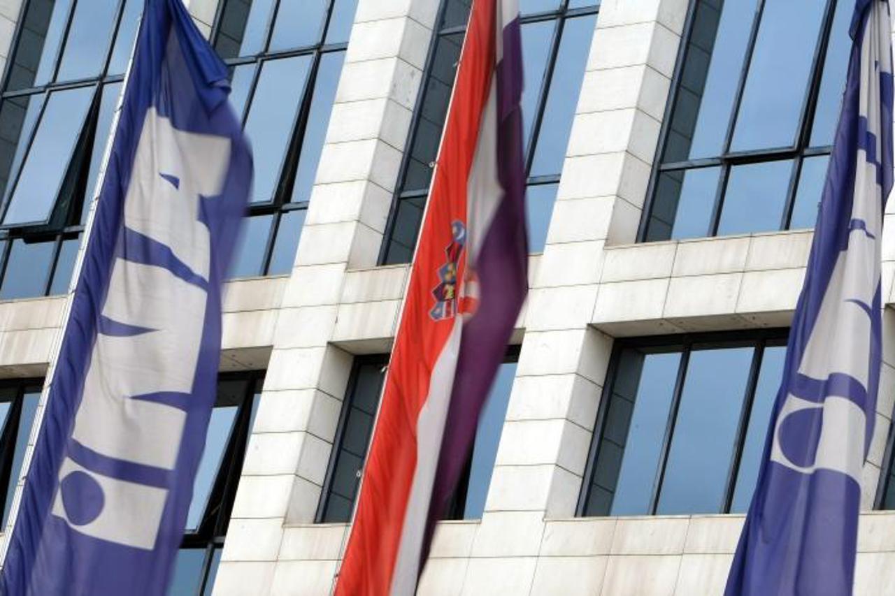 '14.05.2012., Zagreb - Poslovna zgrada INA-e na Aveniji Dubrovnik.  Photo: Dalibor Urukalovic/PIXSELL'