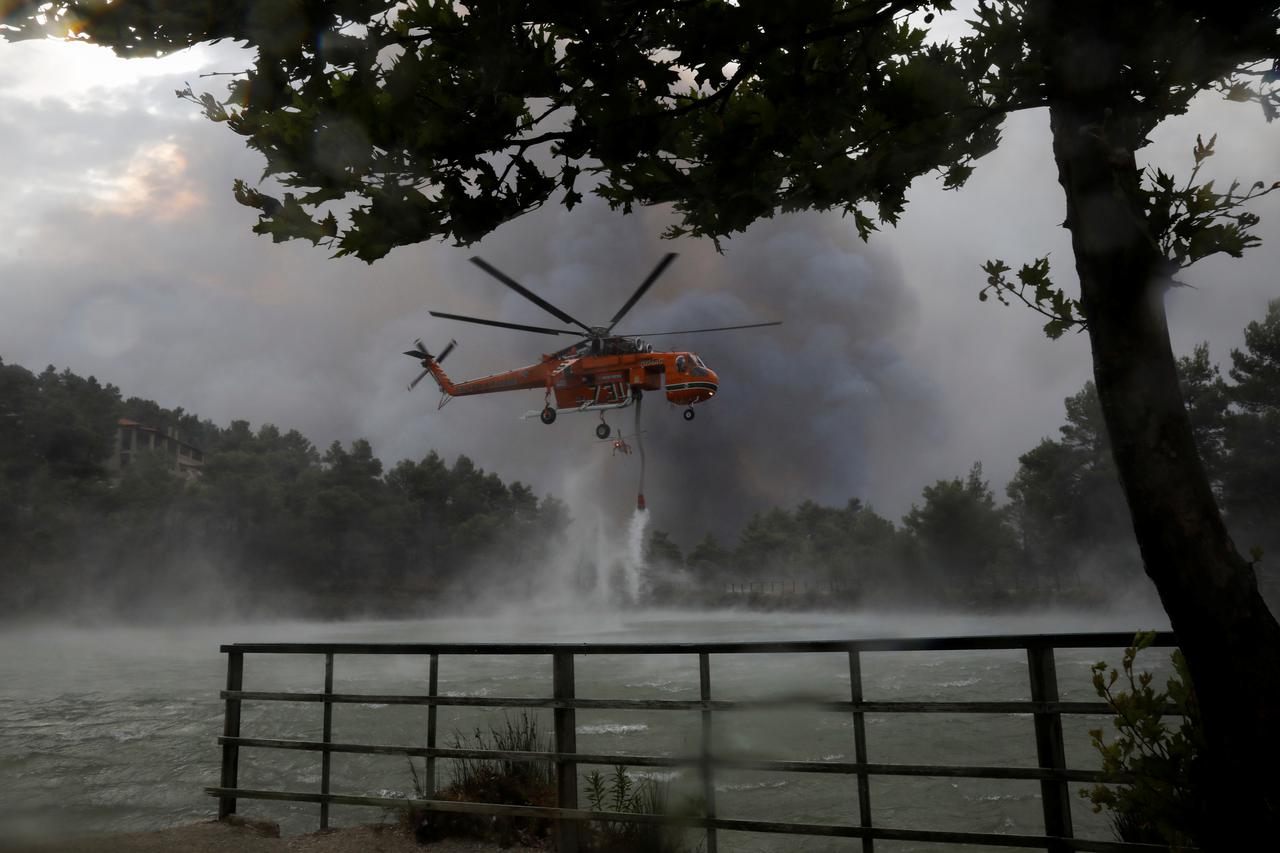 Požari haraju Grčkom